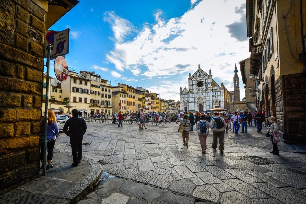 Historic Center Palace - Huge 4 Bedrooms Santa Croce Apartment - By LikehomeFlorenz Exterior foto